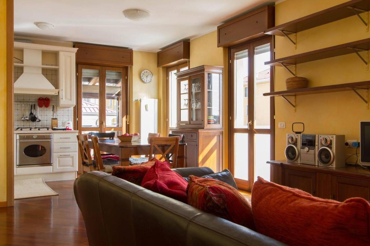 Bright House With 2 Bedrooms & A Unique Terrace Bergamo Buitenkant foto